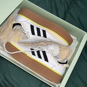 Ivy Park Supersleek Platform Sneaker